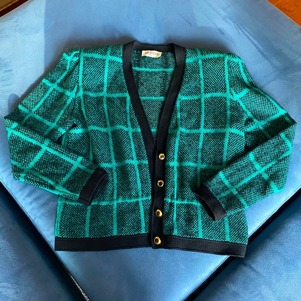St. John short cardigan sweater